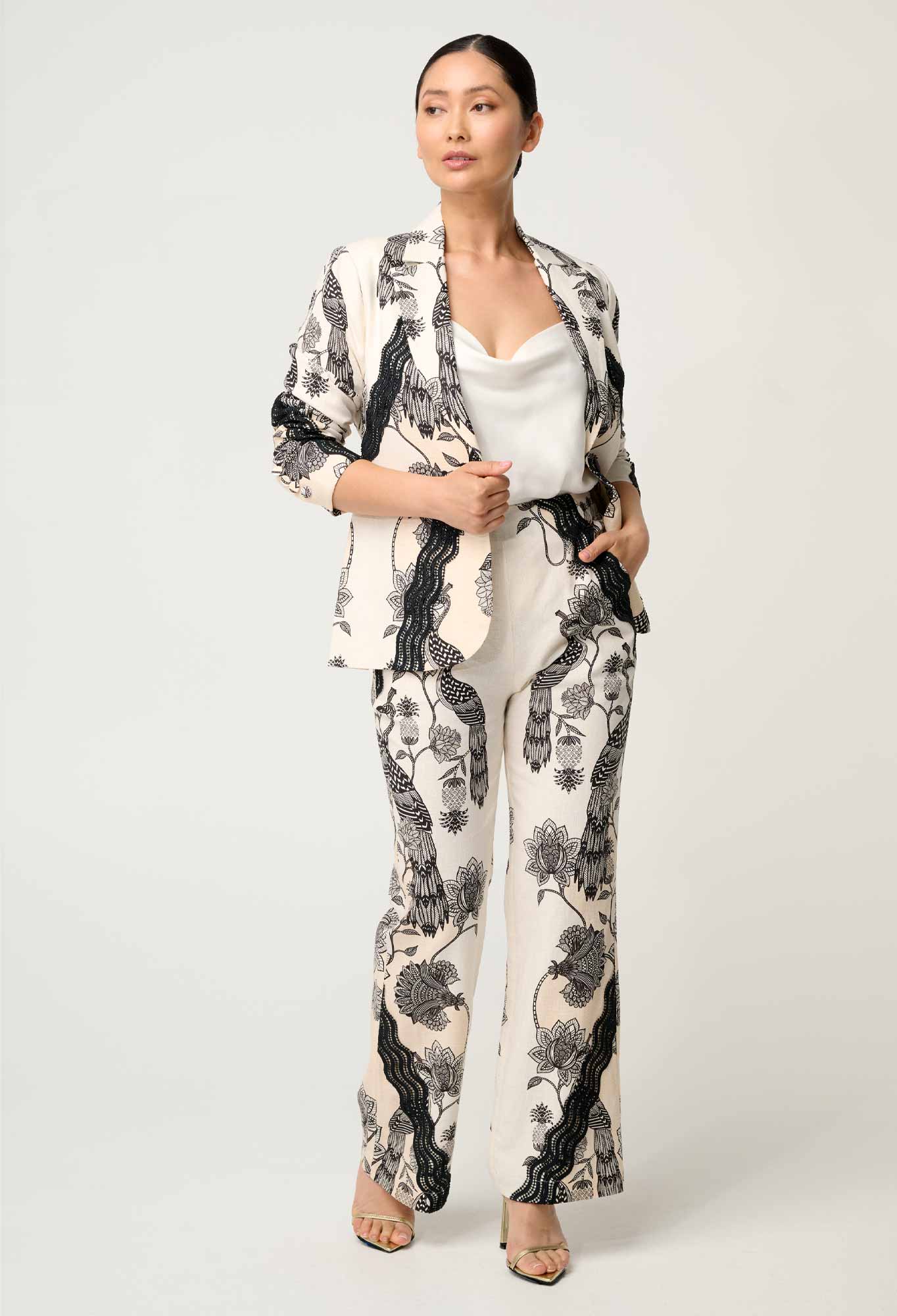 OnceWas PETITE Leandro Contrast Lace Linen Viscose Stretch Blazer in Imperial Stone