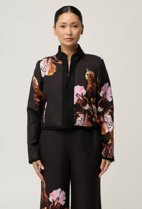 UNDER 5'4 Delray Reversible Printed Linen Jacket in Sunset Orchid/Noir Orchid