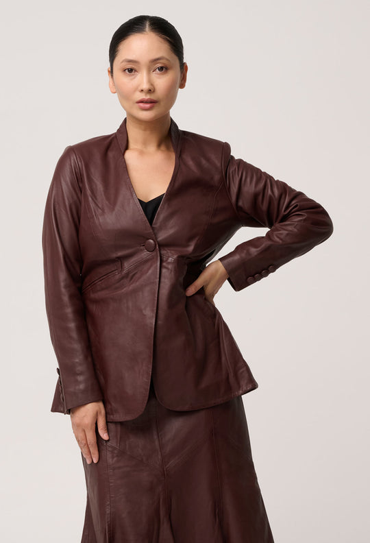 UNDER 5'4 Calypso Genuine Leather Panelled Blazer in Oxblood