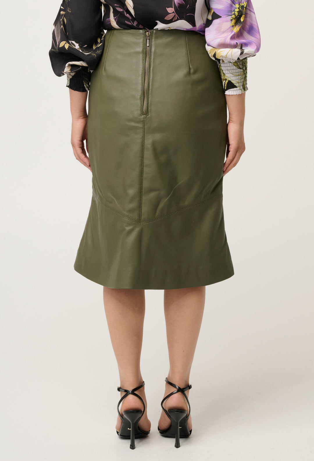 PETITE Mabel Leather Skirt in Moss