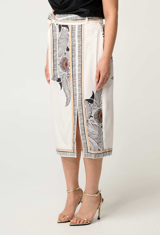 Petite Zenobia Contrast Trim Viscose Dobby Midi Skirt in Ivory Casablanca