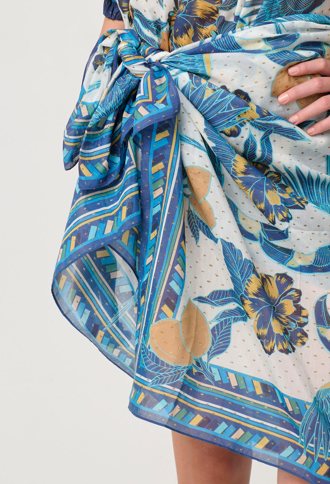 Kimona Cotton Silk Sarong in Tukano Print