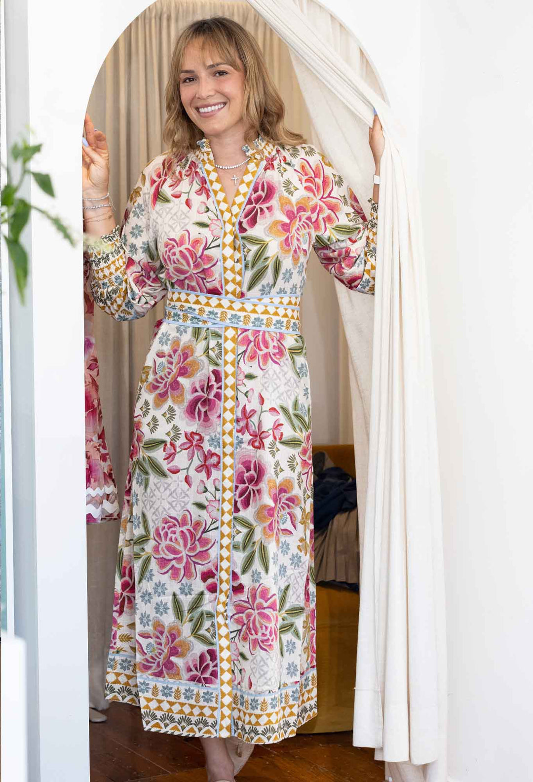 Carmen Viscose Linen Maxi Dress in Azalea Fields