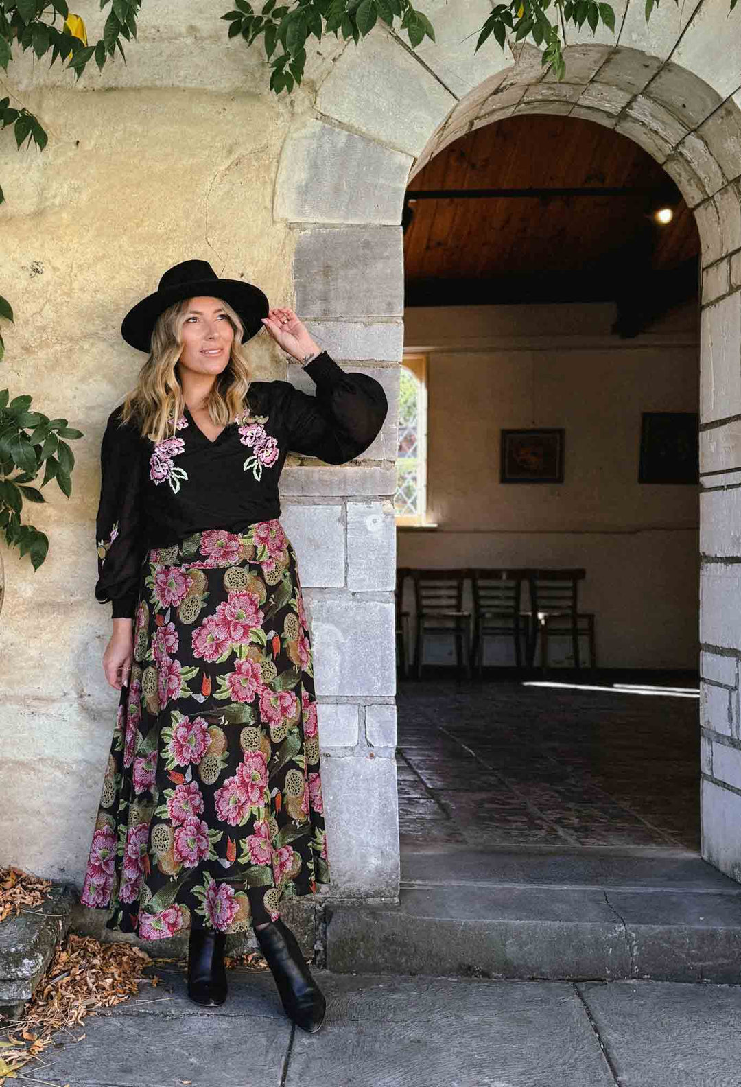 Catalina Embroidered Cotton Silk Blouse in Black Flores