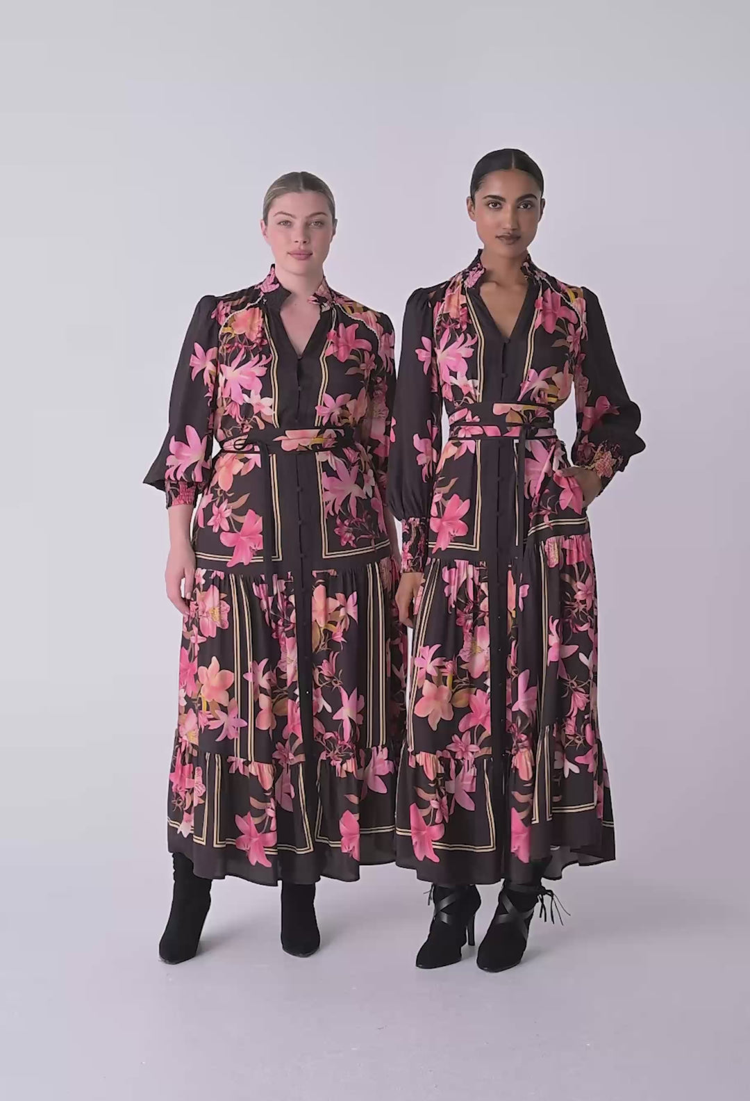Adine Linen Viscose Printed Maxi Dress in Obsidian Bloom