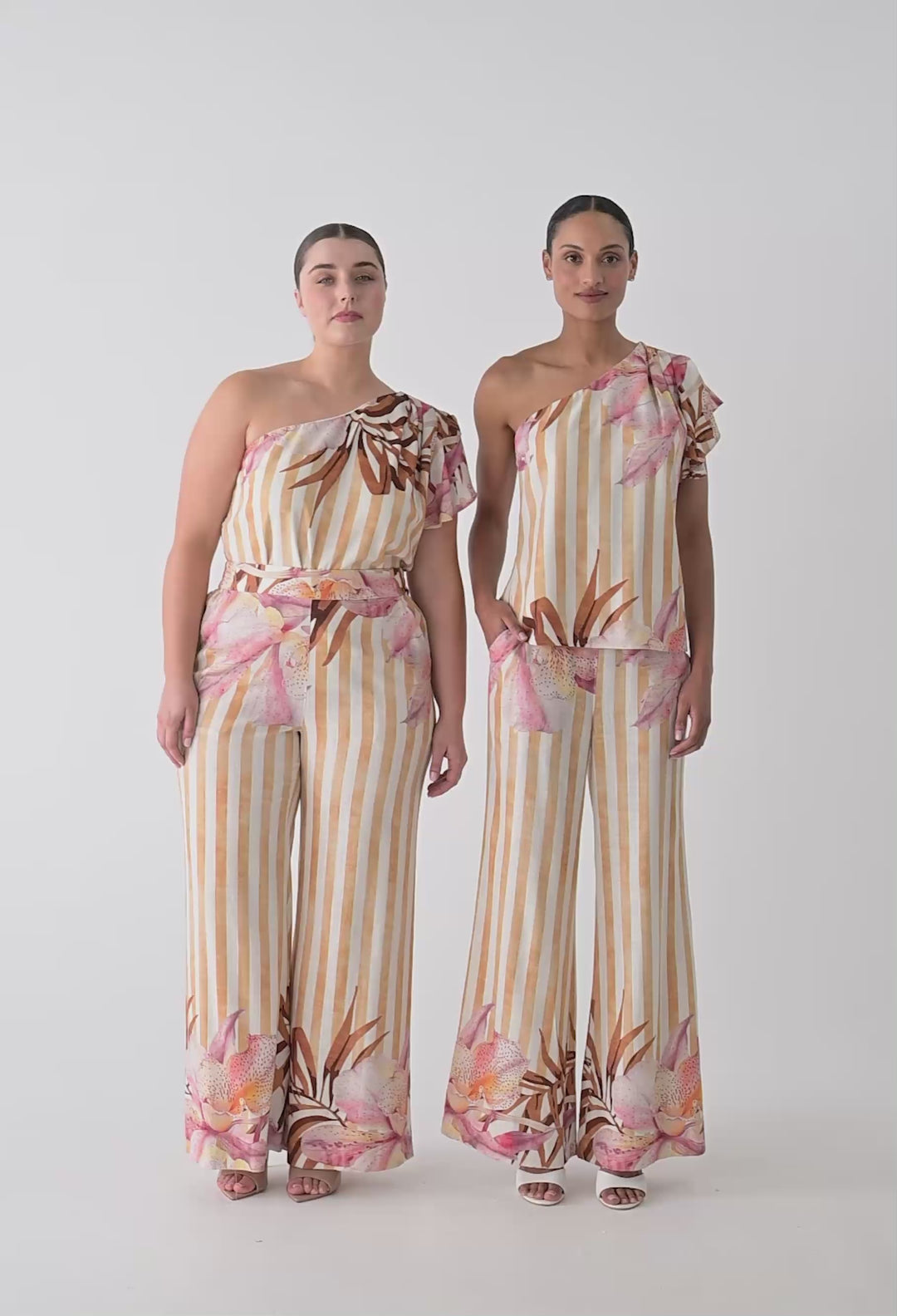 Willow Viscose Linen Elastic Waist Printed Pant in Golden Promenade
